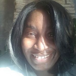 Meet your Posher, Lasheinate